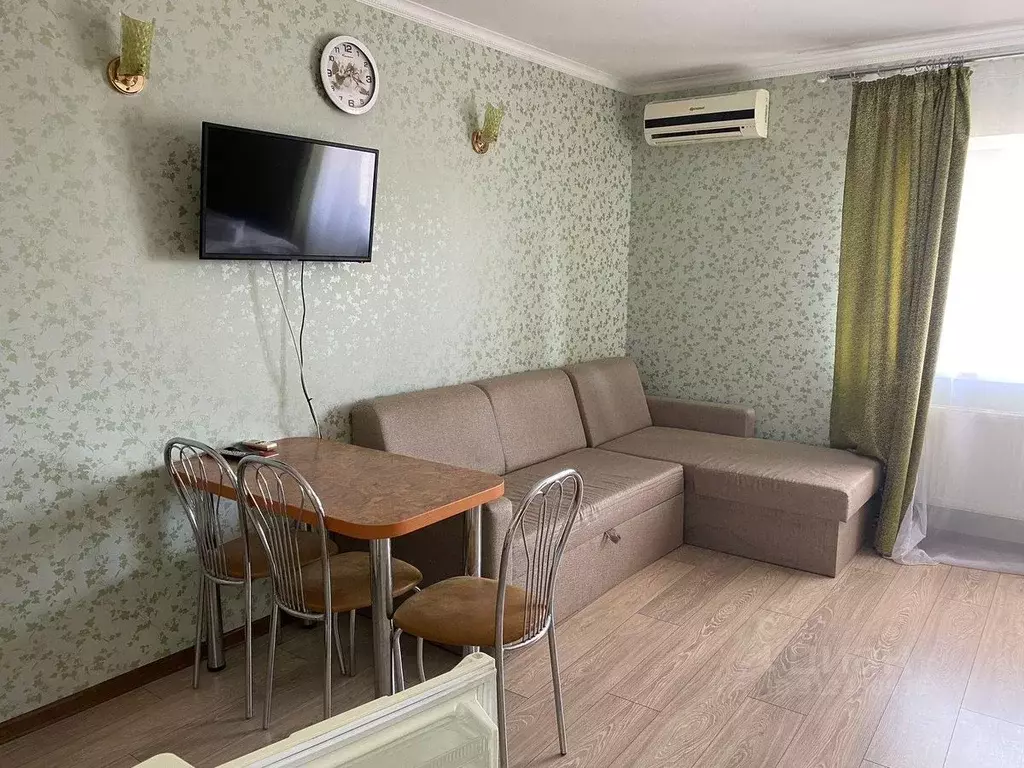 Комната Крым, Евпатория ул. Революции, 9А/3 (18.0 м) - Фото 2