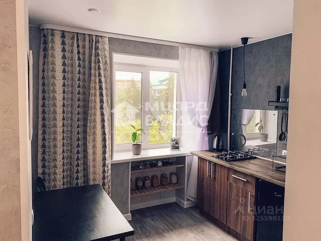 1-к кв. Омская область, Омск наб. Иртышская, 27 (31.0 м) - Фото 1