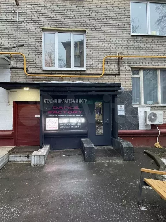 Свободного назначения 70м2 у метро - Фото 1
