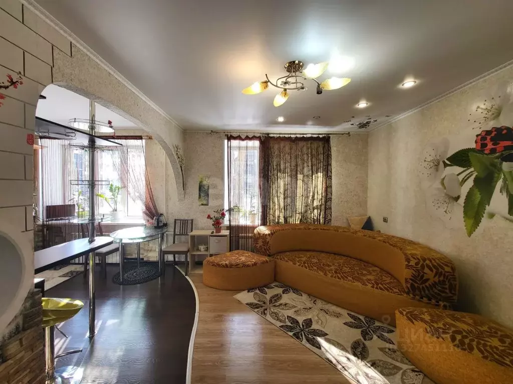 2-к кв. Тюменская область, Тюмень ул. Хохрякова, 32 (60.0 м) - Фото 2