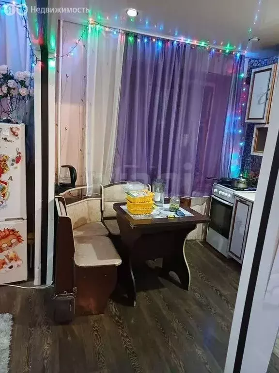 2-комнатная квартира: Омск, микрорайон Городок Нефтяников, улица 20-го ... - Фото 1