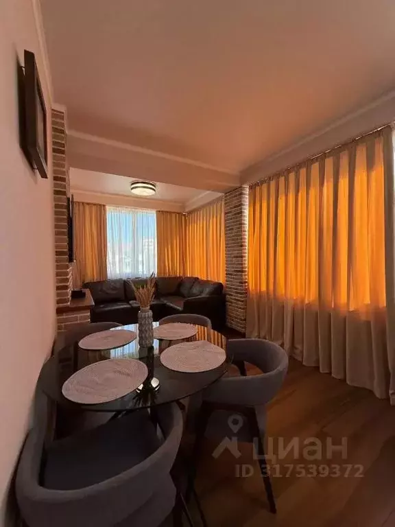 1-к кв. Краснодарский край, Сочи ул. Молокова, 42А (56.0 м) - Фото 0