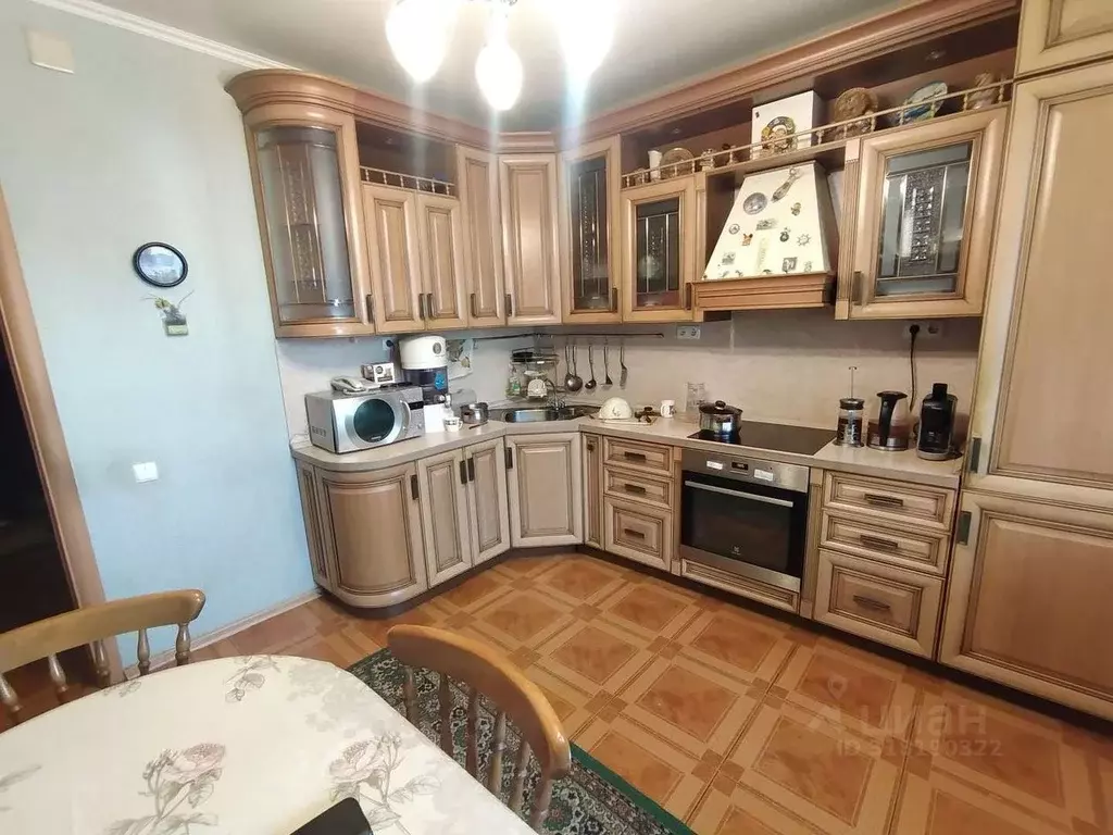 3-к кв. Белгородская область, Старый Оскол Степной мкр, 5 (102.0 м) - Фото 1