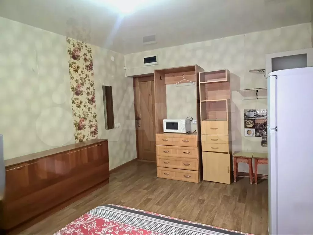 Комната 20 м в 2-к., 2/2 эт. - Фото 1