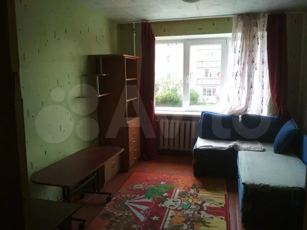 Комната 17 м в 5-к., 2/5 эт. - Фото 1