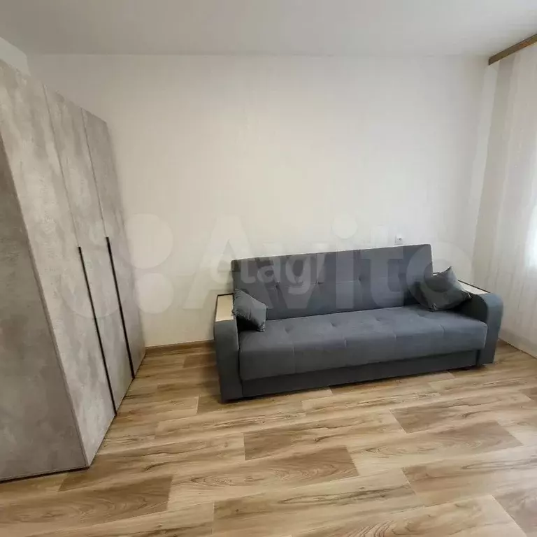 2-к. квартира, 54 м, 4/10 эт. - Фото 1