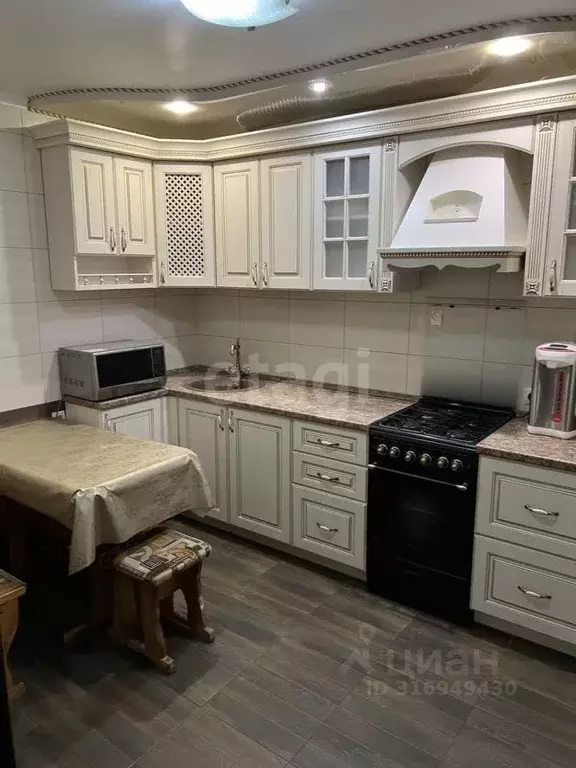 3-к кв. Белгородская область, Белгородский район, Краснооктябрьское ... - Фото 1