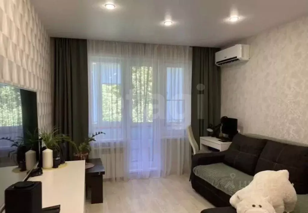 2-к кв. Татарстан, Казань ул. Шамиля Усманова, 21 (48.0 м) - Фото 1