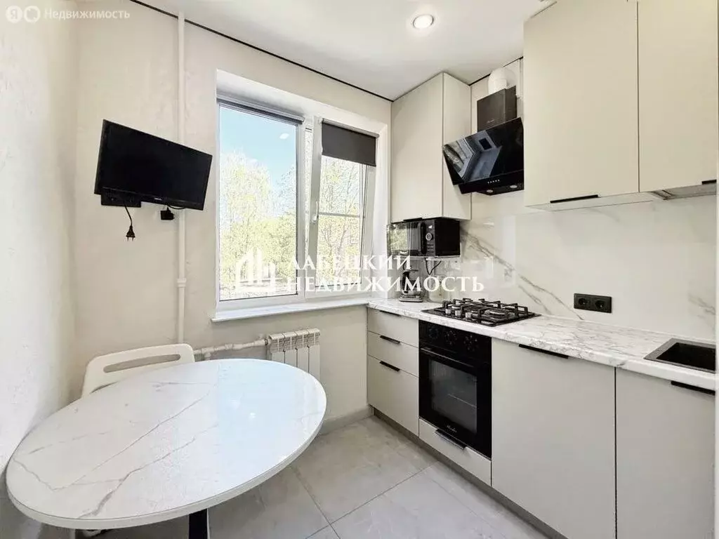 3-комнатная квартира: Всеволожск, Александровская улица, 82 (61.7 м) - Фото 1