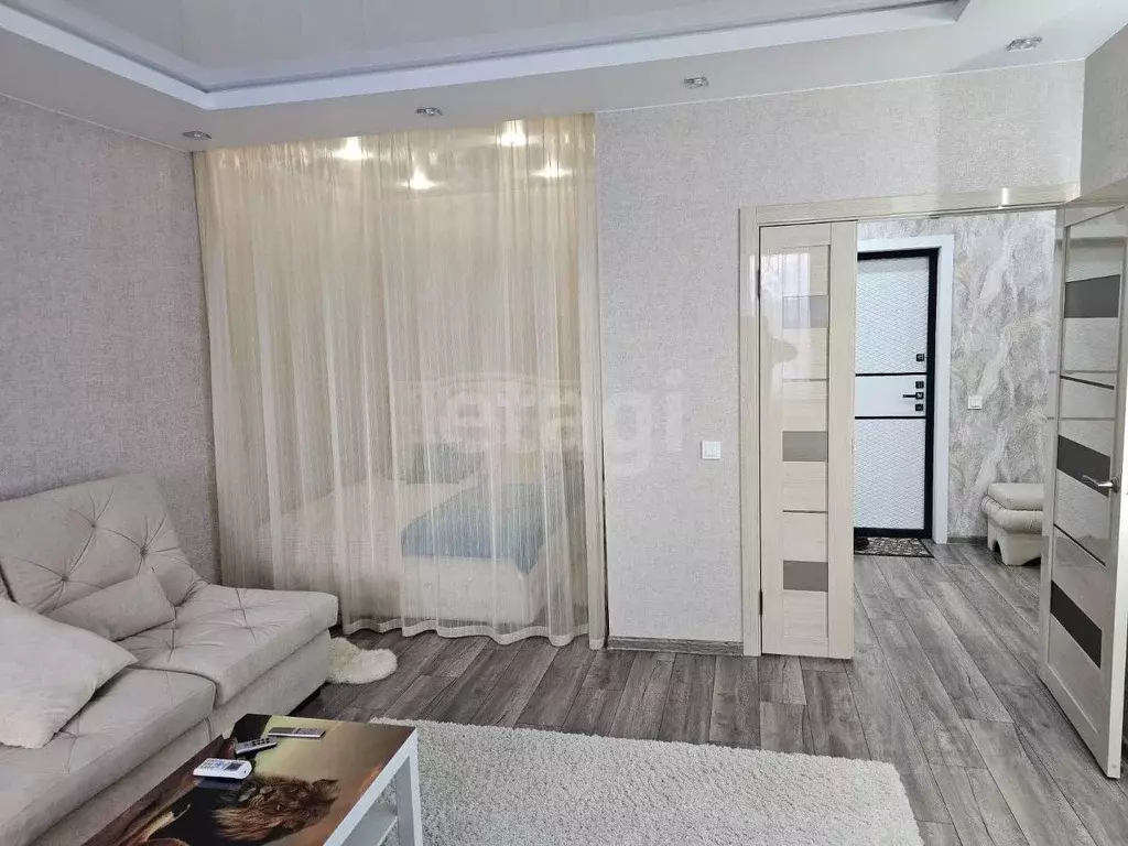 1-к кв. Красноярский край, Красноярск ул. Республики, 37А (43.7 м) - Фото 1