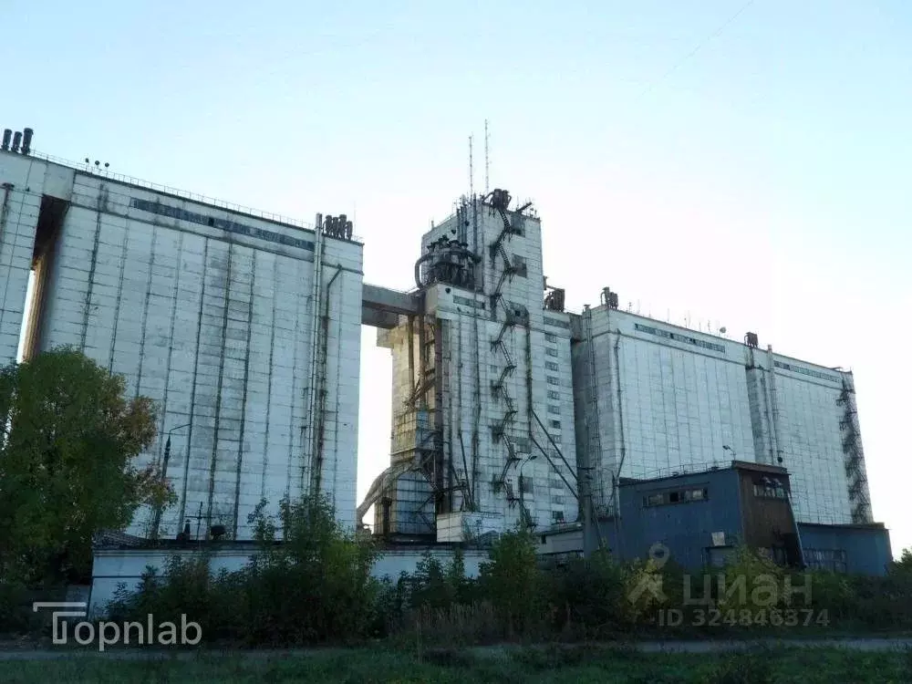 Производственное помещение в Красноярский край, Красноярск ул. Красной ... - Фото 1