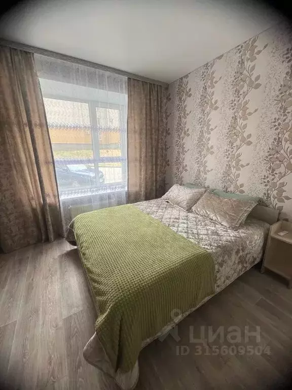 2-к кв. Воронежская область, Лиски ул. Коминтерна, 32А/1 (57.0 м) - Фото 0