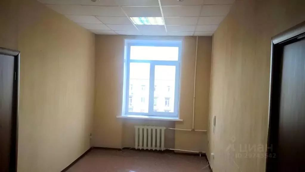 Офис в Санкт-Петербург Кузнецовская ул., 21 (9 м) - Фото 0
