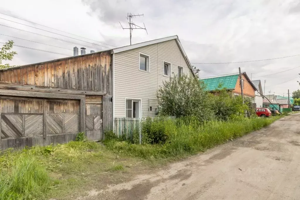 Дом в Челябинская область, Челябинск пер. 7-й Фабрично-Заводской, 9 ... - Фото 1