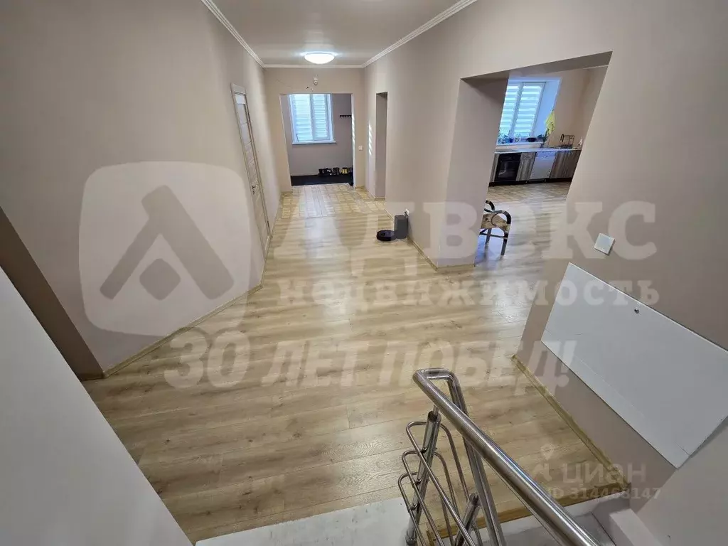 Коттедж в Тюменская область, Тюмень ул. Димитрова, 47А (391 м) - Фото 1