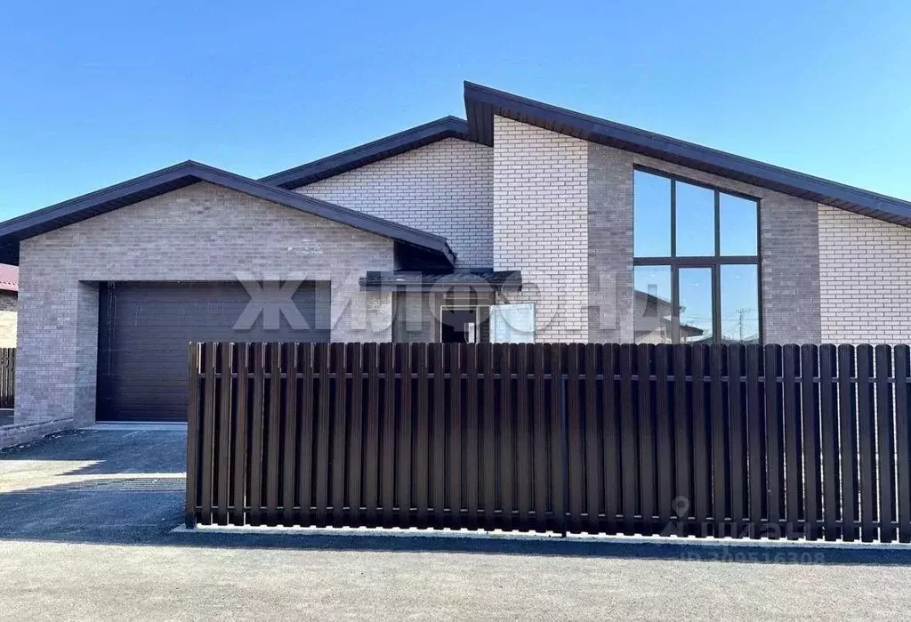 Коттедж в Хакасия, Усть-Абаканский район, с. Калинино ул. Яркая, 5 ... - Фото 1