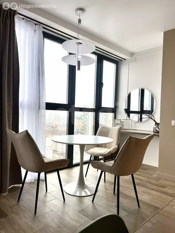 Квартира-студия: Казань, улица Аделя Кутуя, 100 (28.4 м) - Фото 1