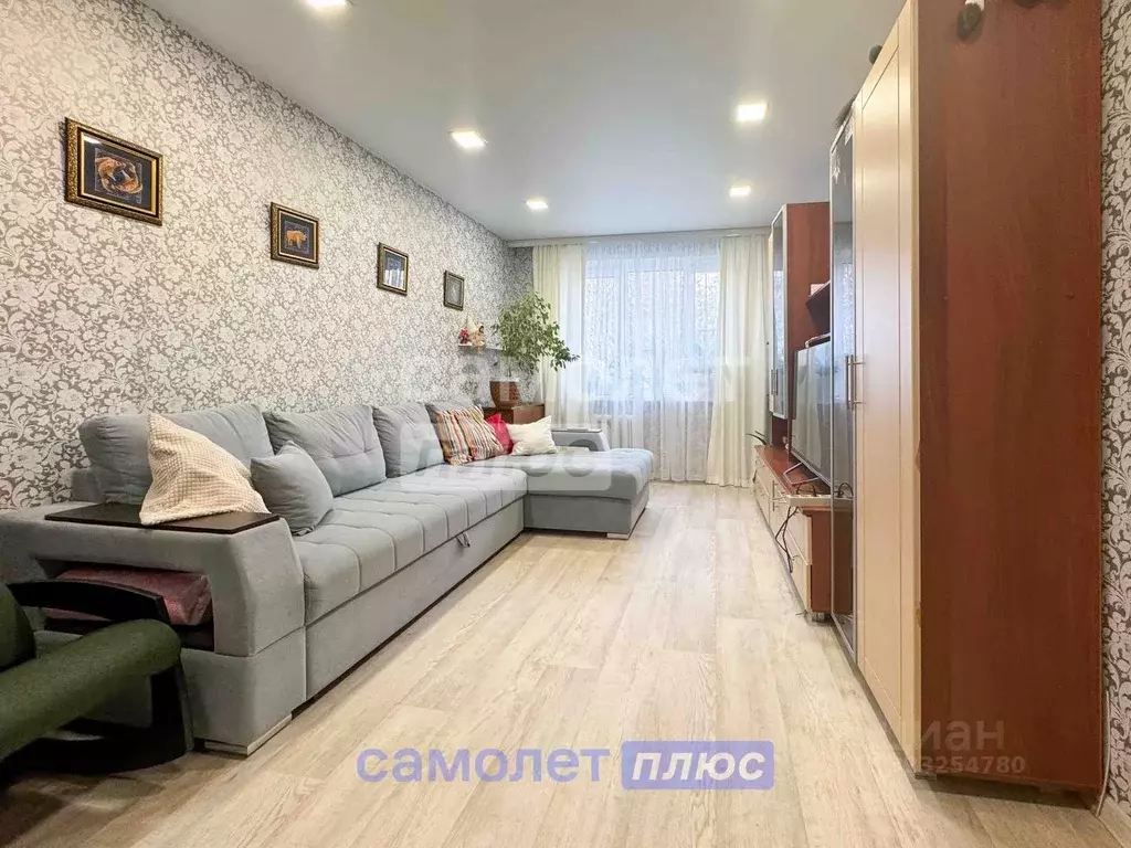 3-к кв. Чувашия, Новочебоксарск Восточная ул., 15 (67.6 м) - Фото 1