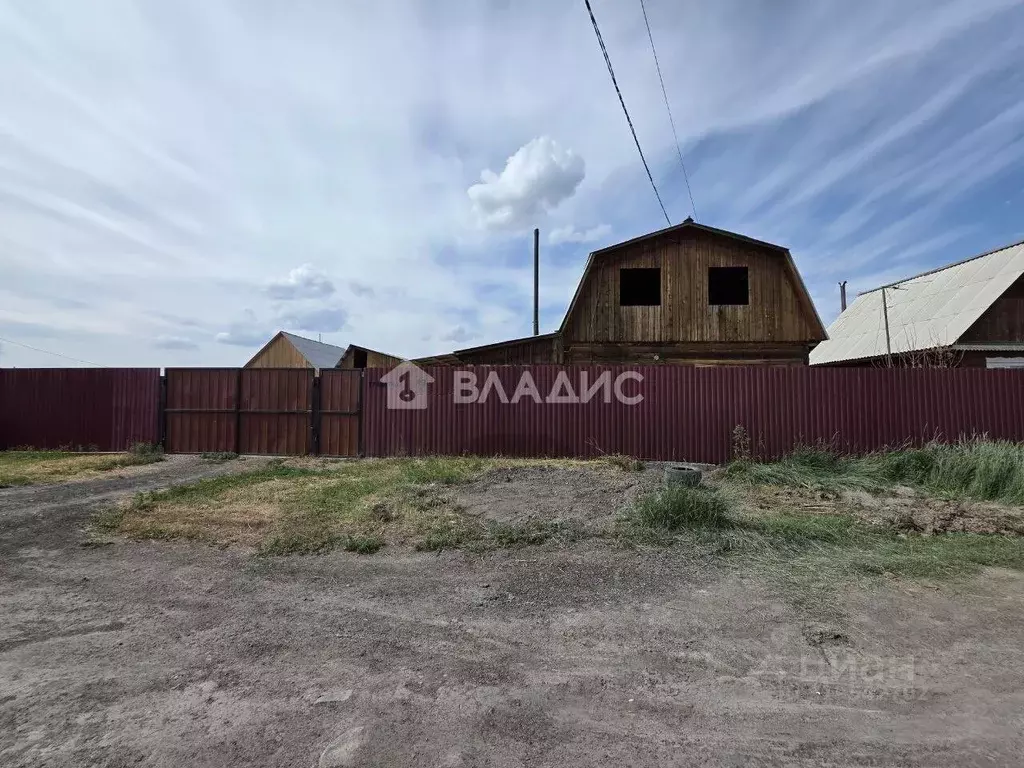 Дом в Бурятия, Иволгинский район, Гурульбинское с/пос, с. Поселье ул. ... - Фото 0