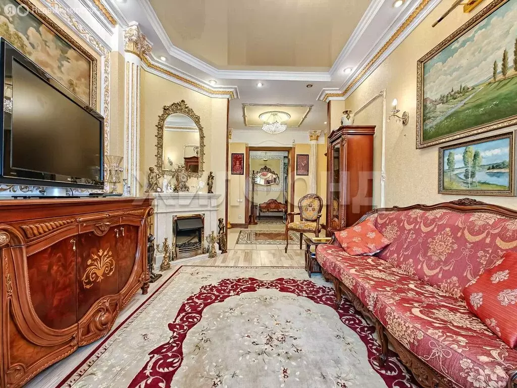 3-комнатная квартира: Новосибирск, улица Кирова, 46 (82.3 м) - Фото 1