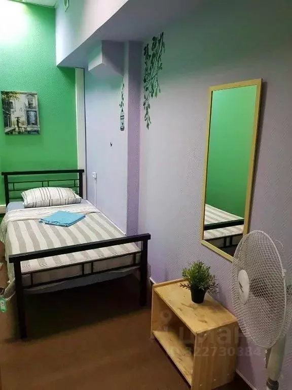 Комната Москва ул. Девятая Рота, 16 (8.0 м) - Фото 1