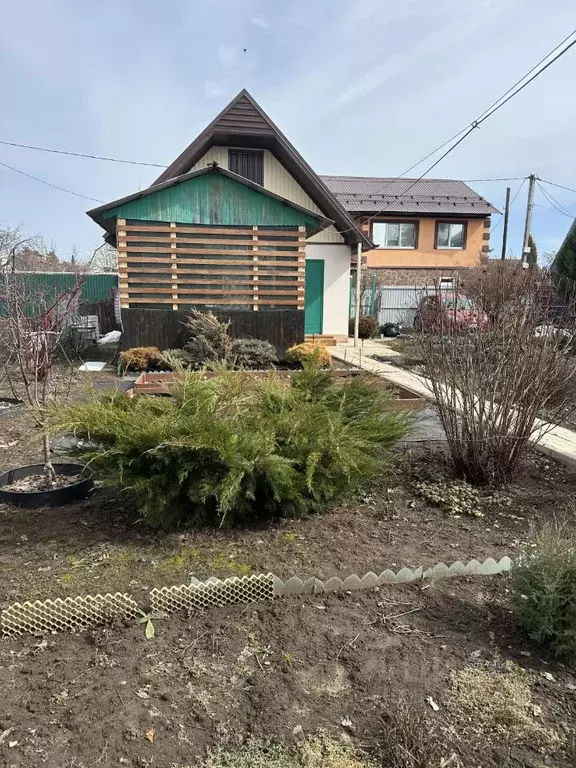 Дом в Саратовская область, Энгельсский район, Красноярское ... - Фото 1