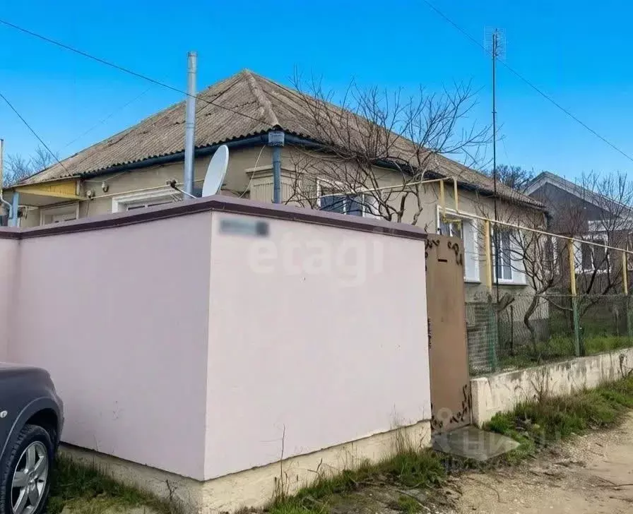 Дом в Крым, Кировский район, Старый Крым городское поселение ул. ... - Фото 1