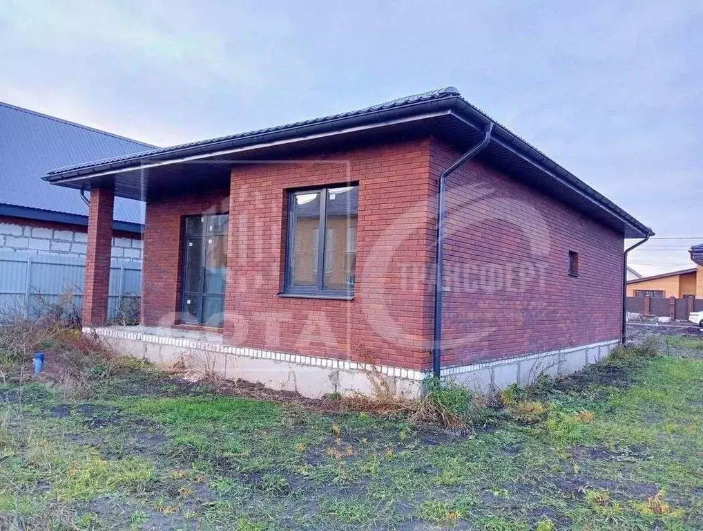 Дом в Воронежская область, с. Новая Усмань ул. Менделеева, 71 (92 м) - Фото 1