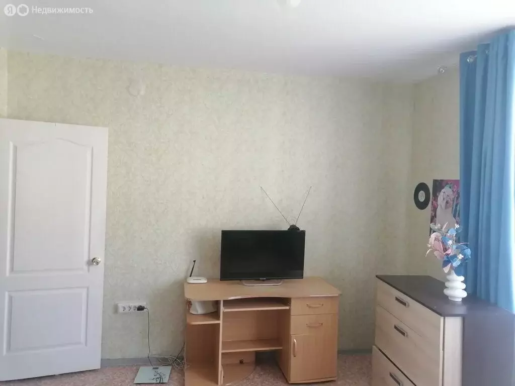 2-комнатная квартира: Курган, жилой район Заозёрный, 11-й микрорайон, ... - Фото 1