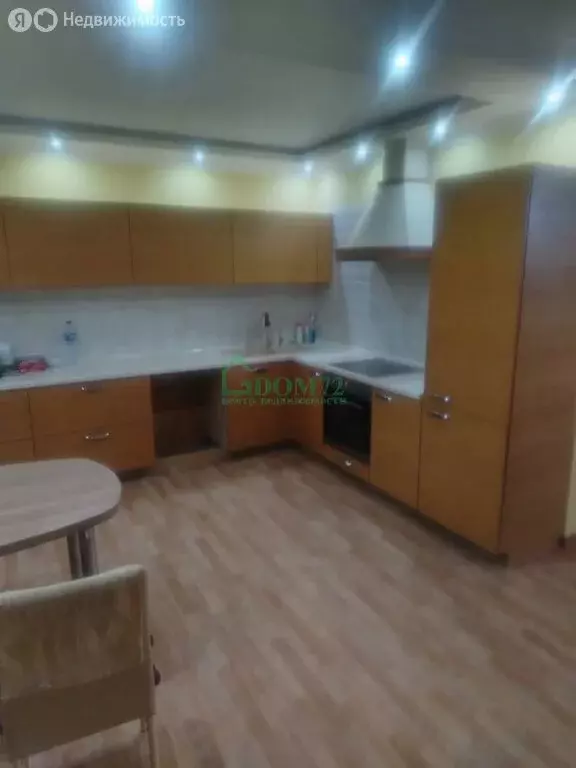 3-комнатная квартира: Тюмень, улица Самарцева, 30 (65 м) - Фото 2