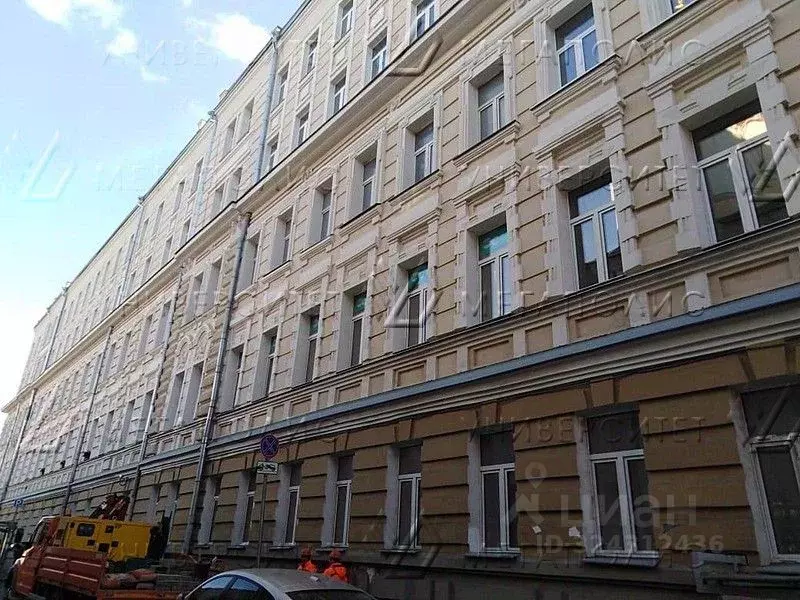 Торговая площадь в Москва ул. Петровка, 26С3 (200 м) - Фото 2