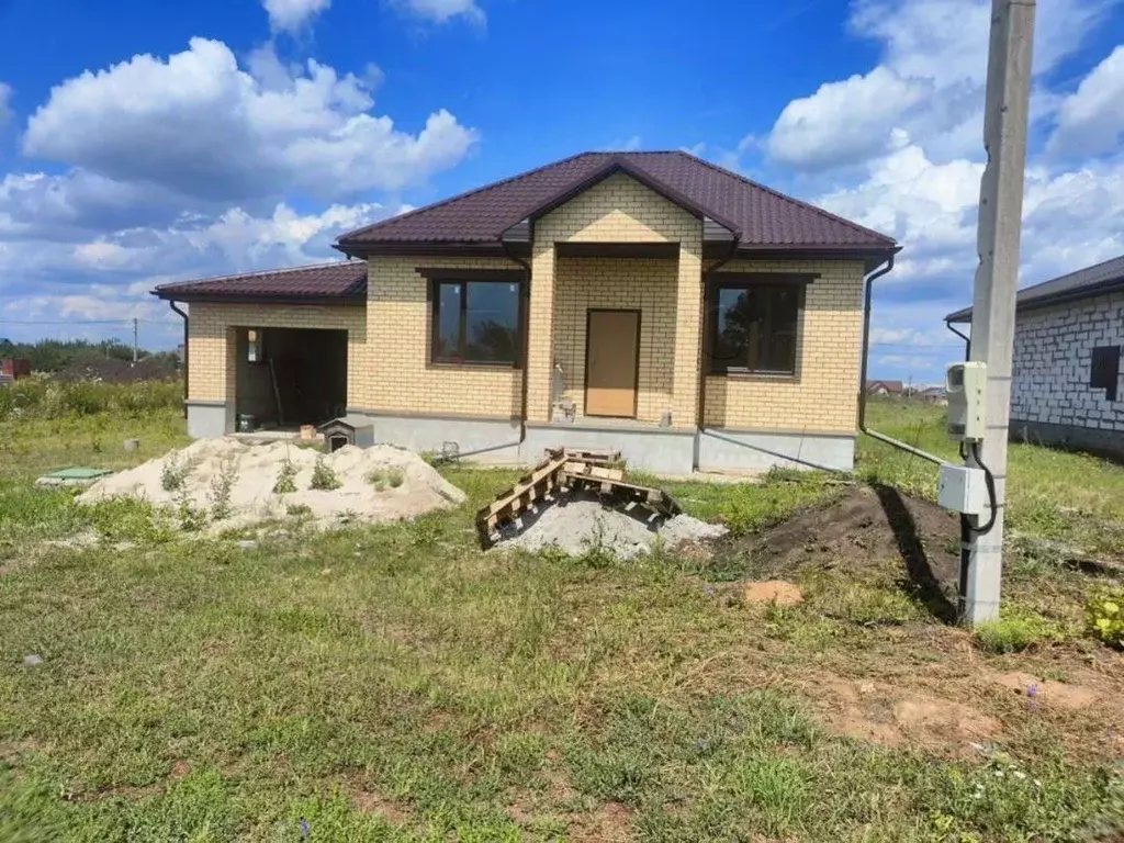 Дом в Белгородская область, Белгородский район, Дубовское с/пос, пос. ... - Фото 1