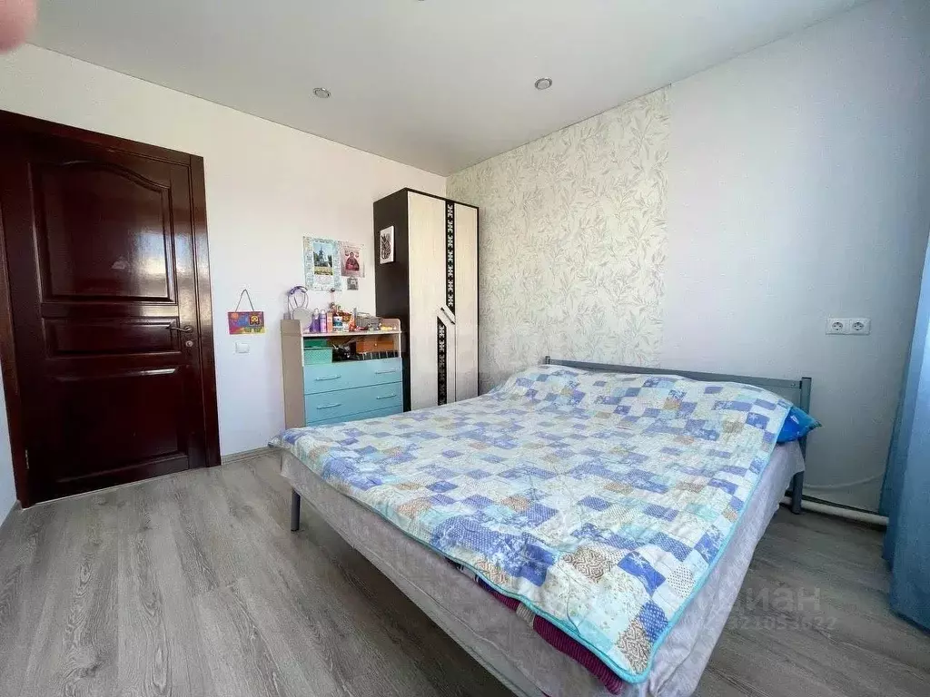 3-к кв. Красноярский край, Емельяново пгт ул. Новая, 21 (58.1 м) - Фото 1