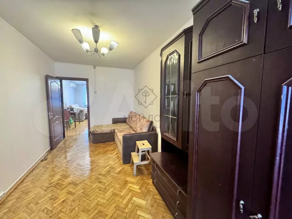 3-к. квартира, 60 м, 3/9 эт. - Фото 1