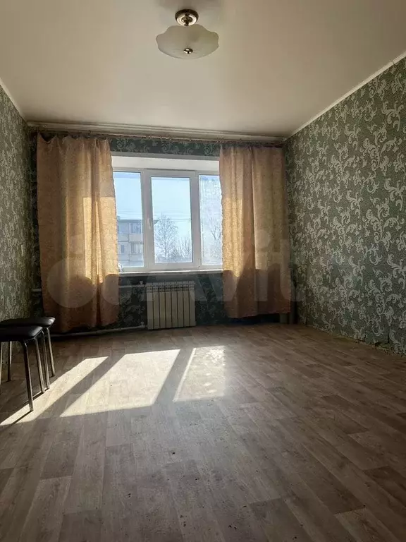Комната 13,3 м в 9-к., 3/5 эт. - Фото 0