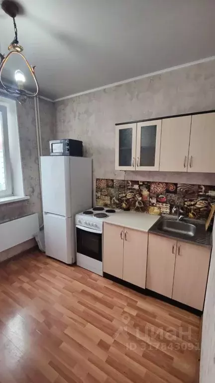 1-к кв. Хакасия, Абакан ул. Кирова, 107 (38.0 м) - Фото 0