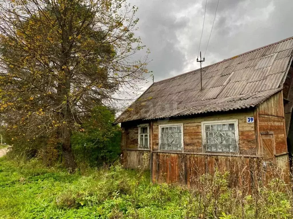 Дом в Псковская область, Дновский муниципальный округ, деревня ... - Фото 0