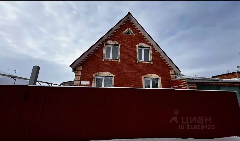 Дом в Омская область, Омский район, с. Троицкое ул. Комарова, 130 (158 ... - Фото 1