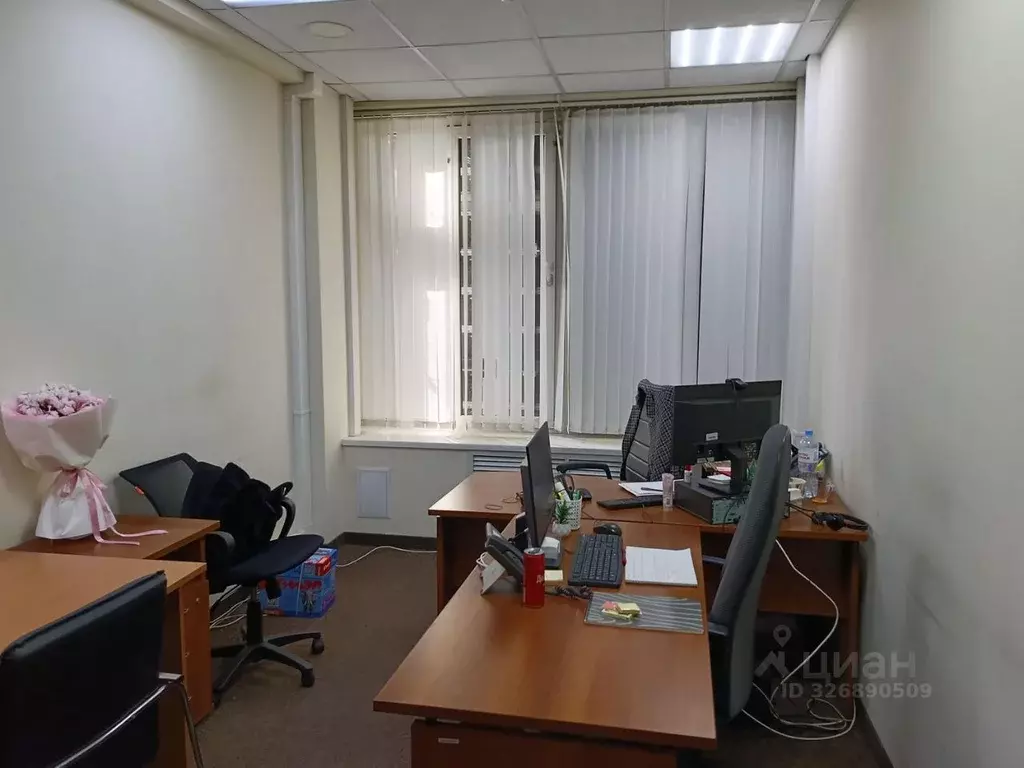 Офис в Краснодарский край, Краснодар Красная ул., 124Б (267 м) - Фото 1