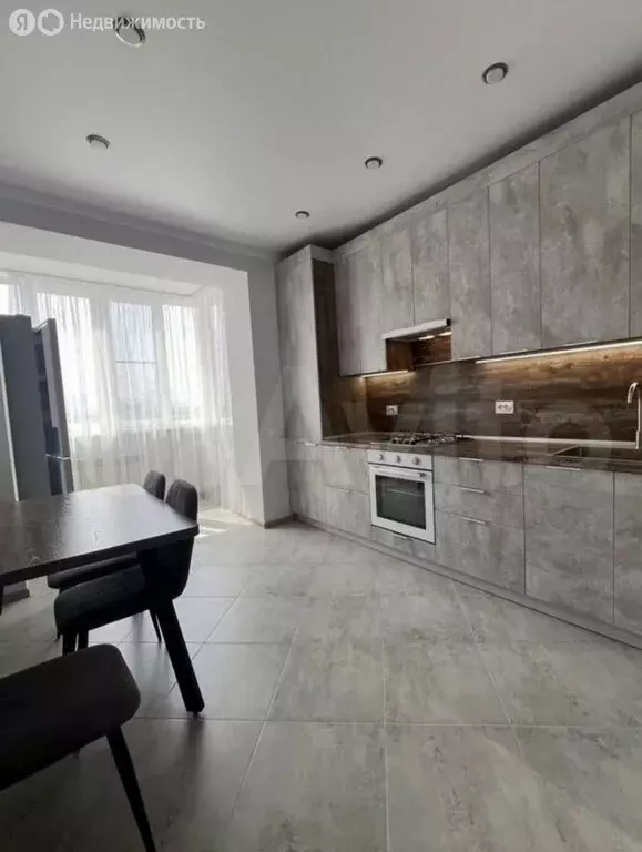 2-комнатная квартира: село Гизель, улица 7-я Линия, 8 (65 м) - Фото 1