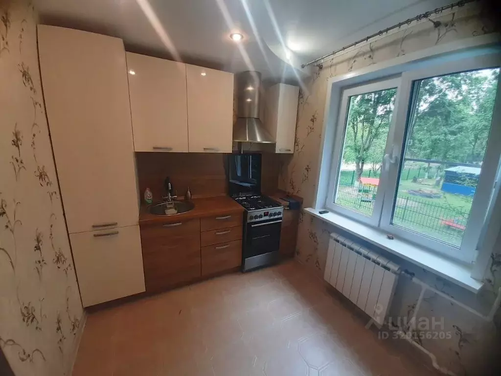 2-к кв. Владимирская область, Владимир ул. Растопчина, 55а (50.0 м) - Фото 0