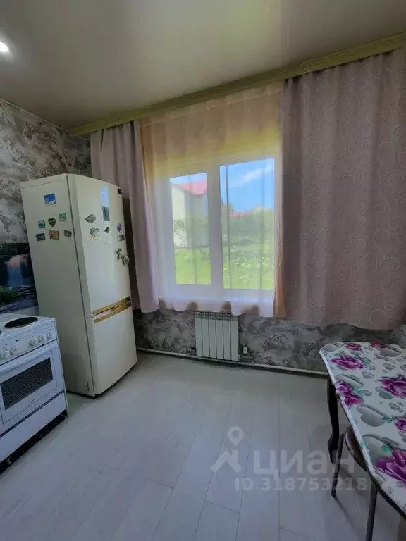 1-к кв. Сахалинская область, Южно-Курильск пгт ул. Мира, 20 (33.0 м) - Фото 1