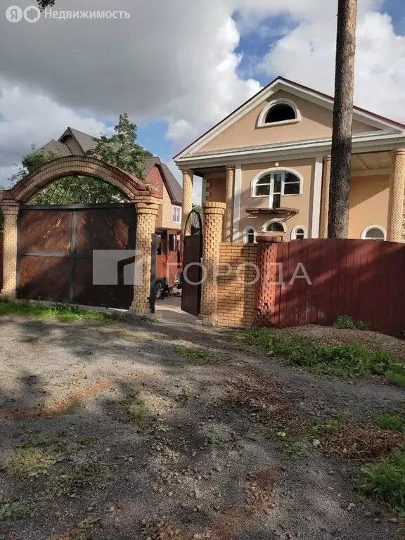 Дом в Новосибирск, улица Байдукова, 15 (500 м) - Фото 0