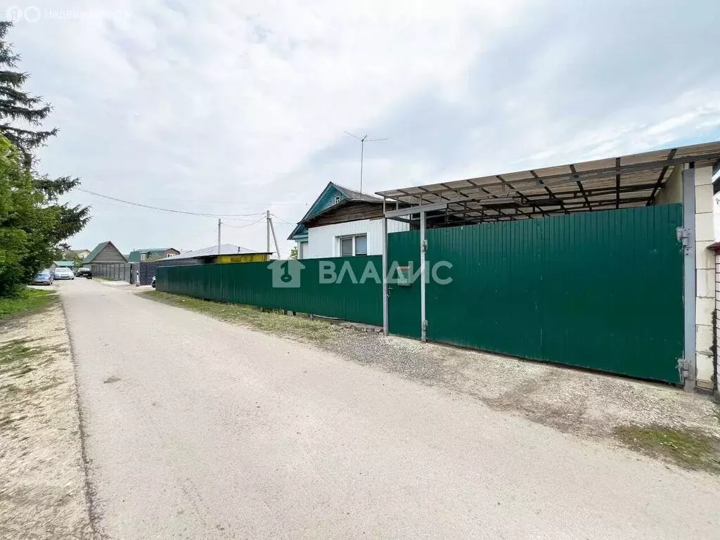 Дом в Засечный сельсовет, село Лебедёвка, Садовая улица, 1 (62.8 м) - Фото 0