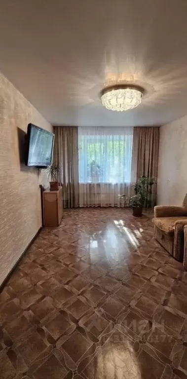 3-к кв. Ульяновская область, Новоульяновск ул. Мира, 1 (59.7 м) - Фото 0