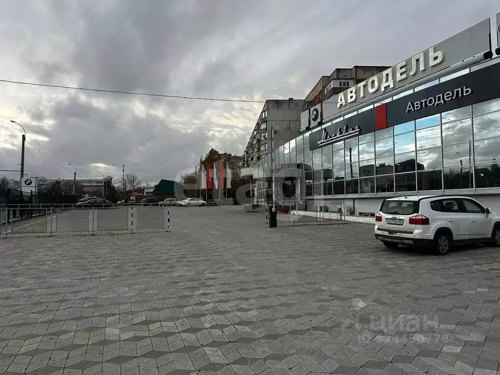 Торговая площадь в Крым, Симферополь просп. Победы (1430 м) - Фото 1