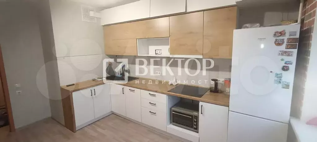 3-к. квартира, 80 м, 8/15 эт. - Фото 0
