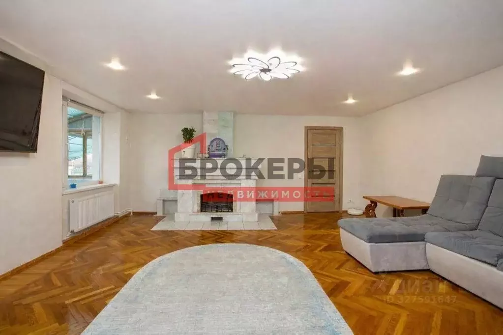 Дом в Крым, Бахчисарайский район, с. Вилино ул. Ленина, 223 (329 м) - Фото 1