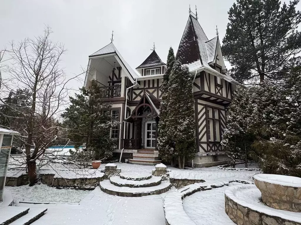 Коттедж в Тульская область, Заокский рп ш. Велегожское, 7 (420 м) - Фото 1