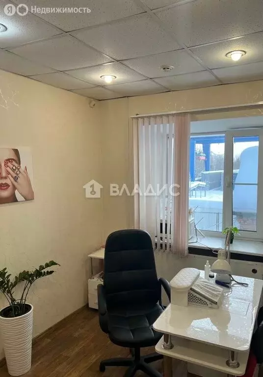 Офис (11.9 м) - Фото 1